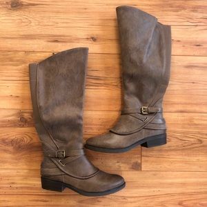 NWT Bare Traps YAZZIE Tall Riding Boots brown